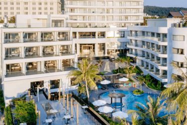 thumbnail Voucher nghỉ dưỡng sang trọng Sunset Beach Resort & Spa Phú Quốc tiêu chuẩn 4* 2N1Đ CỰC CHẤT